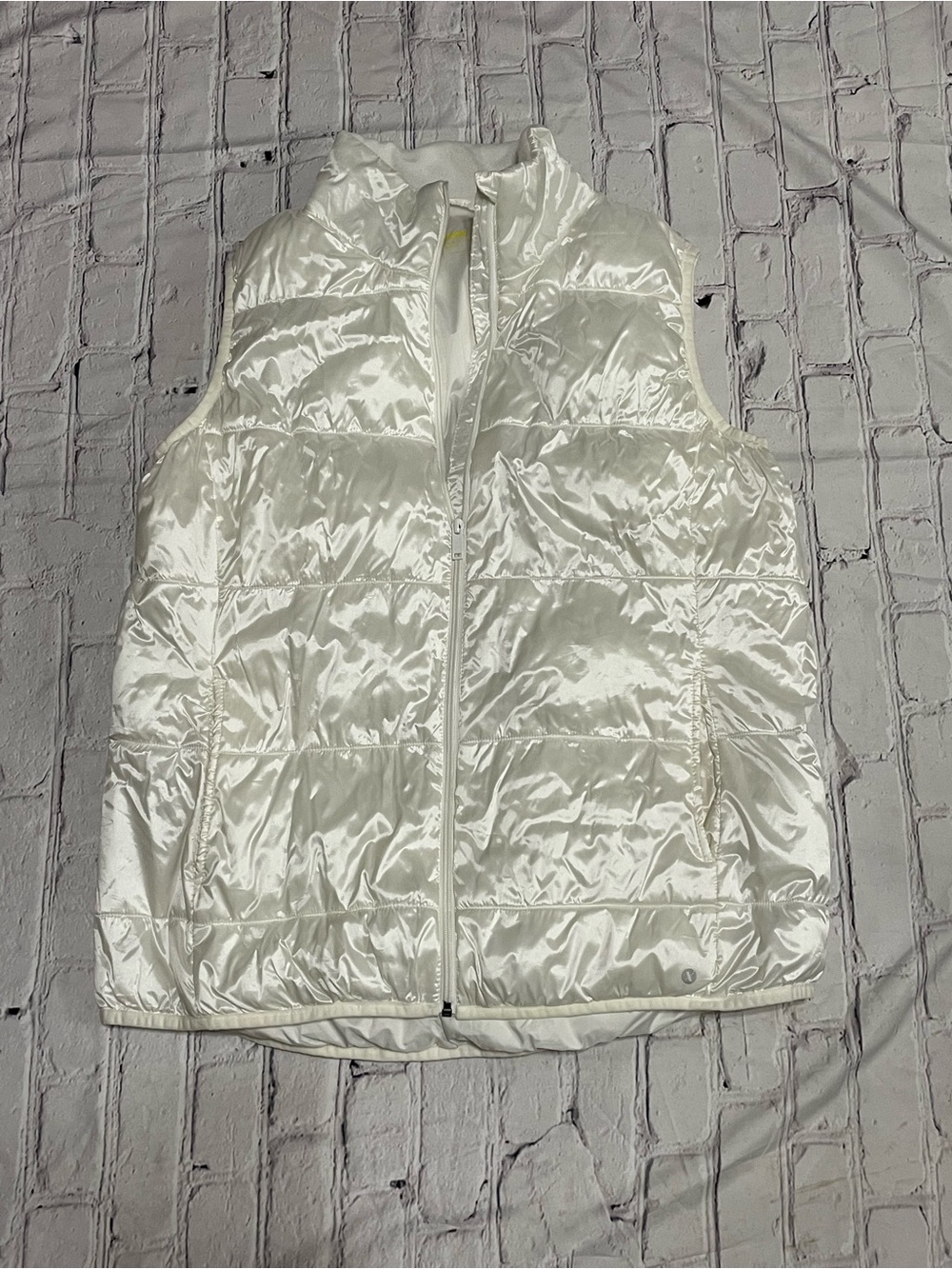 Xersion Shiny Puffer Vest - White